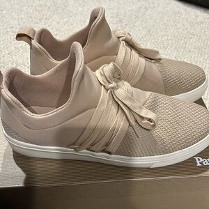 Steve Madden Lancer size 8